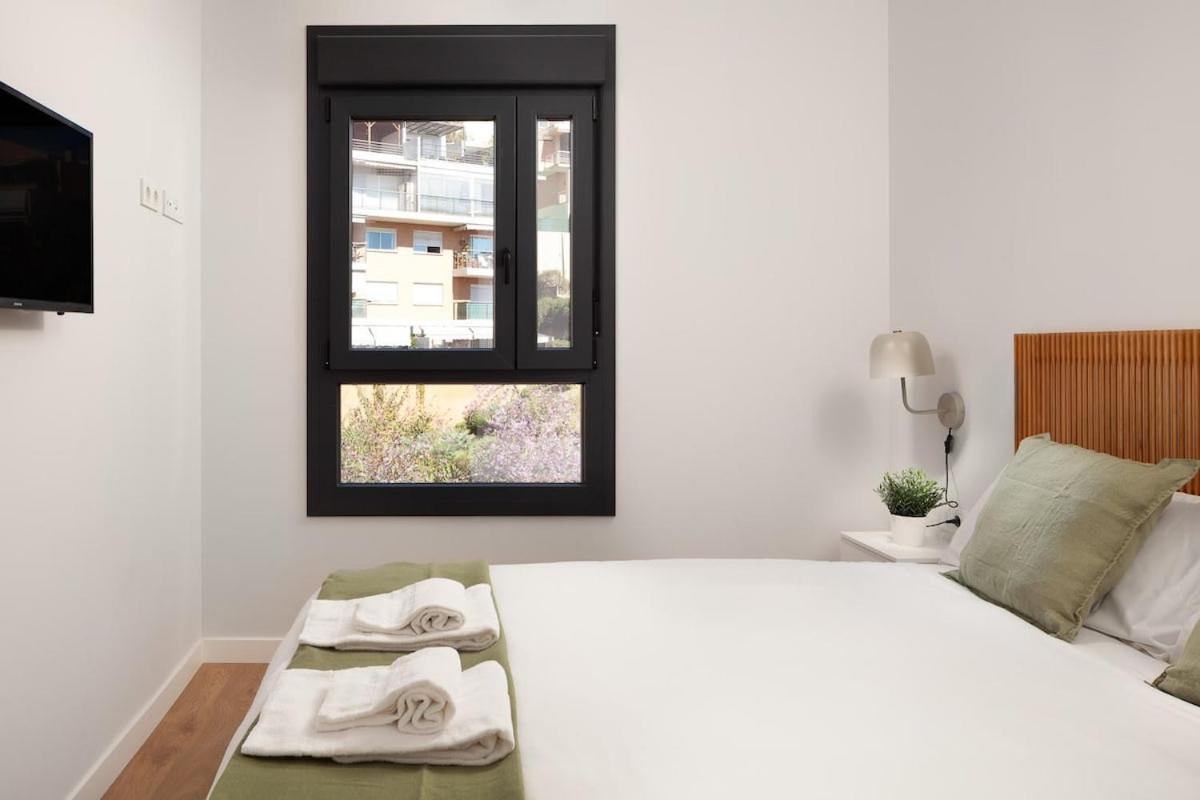 Apartment Your Sunny Retreat! Modern Steps To The Málaga